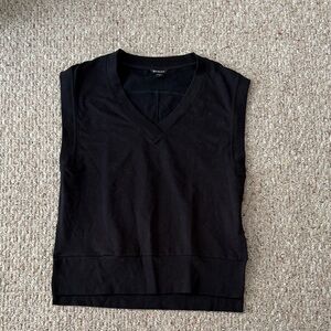 Athleta Black V-Neck Sleeveless Sweatshirt